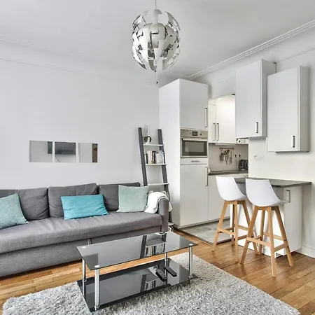 Daire Bright For 3 People - 17 Paris